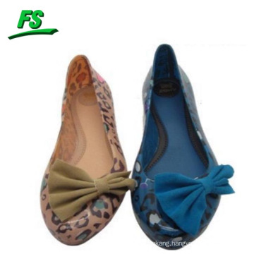 latest model slip-on waterproof flat shoes for lady